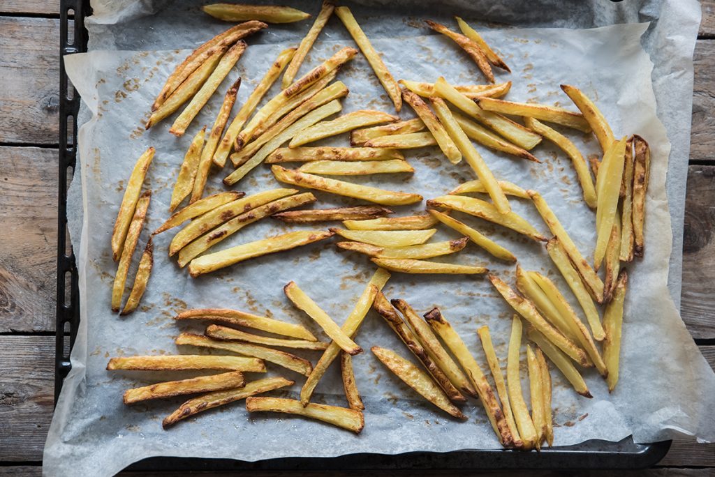 patatine al forno come fritte cotte