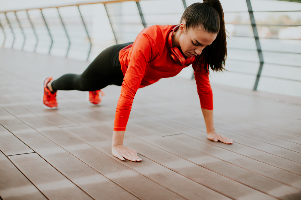 plank con braccia tese: challenge plank