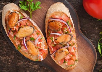 crostini con cozze