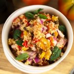 Insalata di quinoa con pomodorini senza glutine