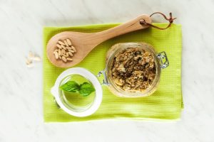 Pesto di melanzane cremoso e leggero