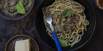 ricetta pesto di melanzane