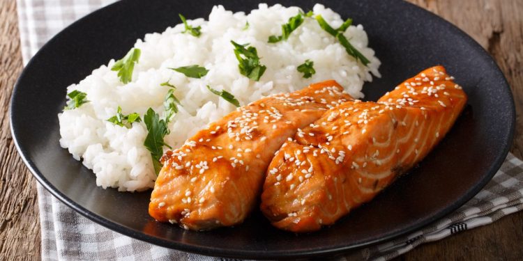 salmone marinato con riso