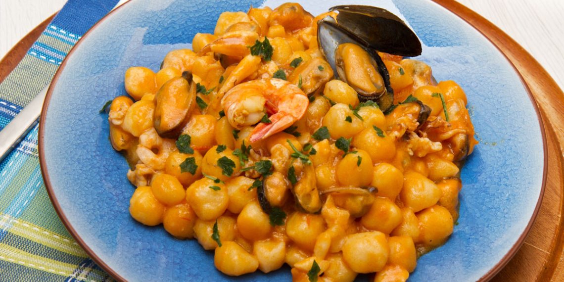 Gnocchi ai frutti di mare e pomodorini Ricette light Melarossa