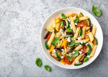 pasta integrale zucchine pomodorini 1