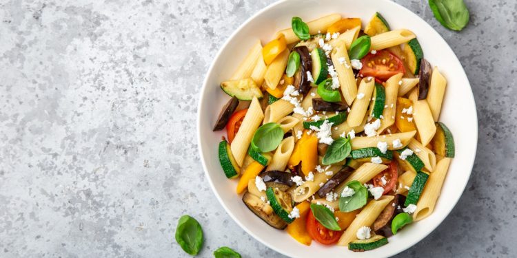 pasta integrale zucchine pomodorini 1