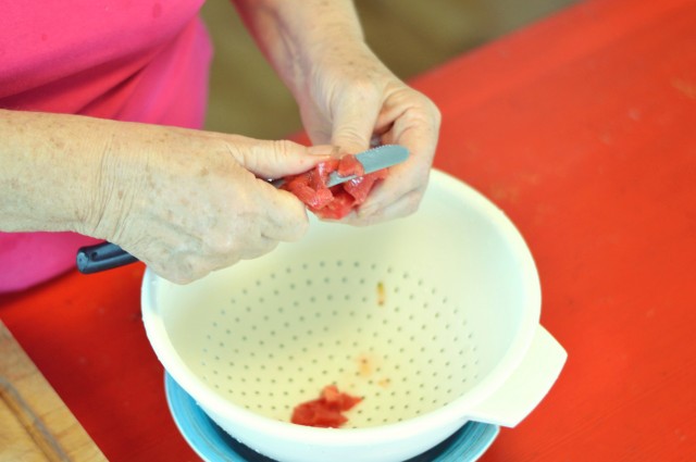 polpa di pomodoro a pezzi taglia pomodoro a pezzi piccoli