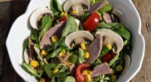 Insalata di funghi Champignon e tonno