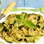pasta al curry con zucchine