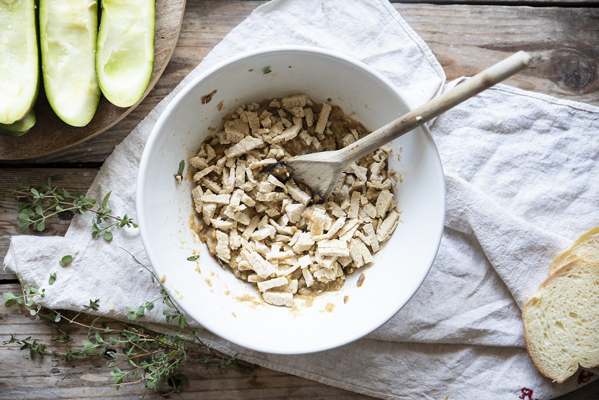 Zucchine ripiene di tempeh Ricette light Melarossa