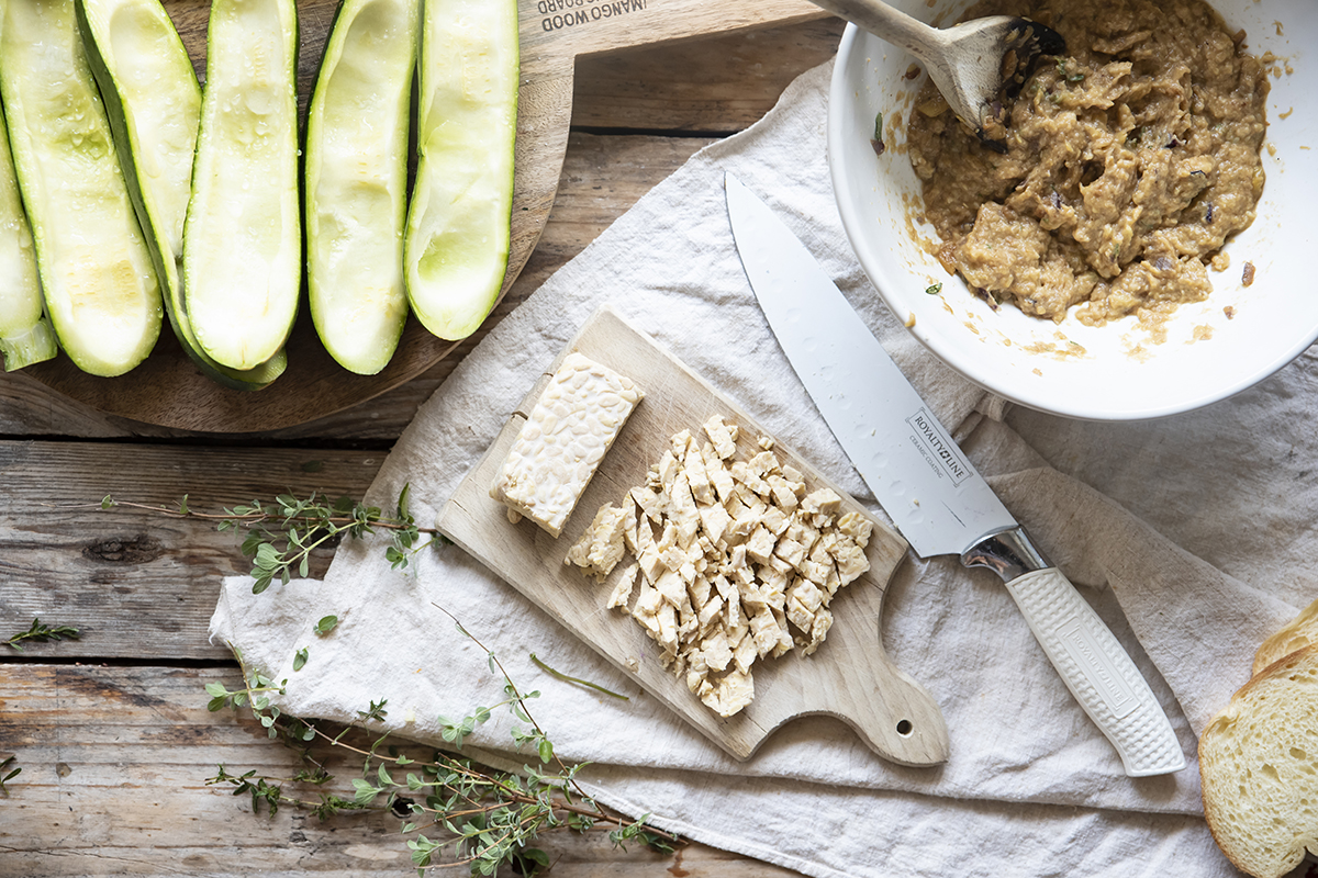 Zucchine ripiene di tempeh Ricette light Melarossa