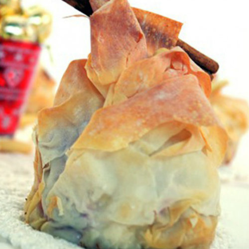 Cestini di pasta fillo, mele, mandorle e cannella