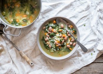 minestra di riso con bietole, fagioli e carote