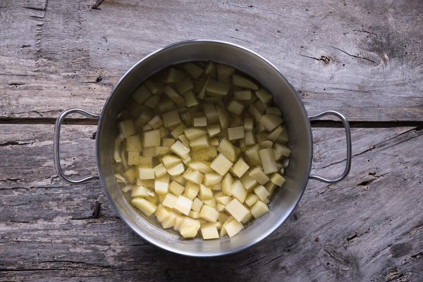 ricetta vellutata funghi patate brodo