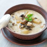 zuppa di patate e funghi