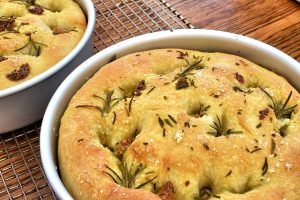 Focaccia senza glutine: come prepararla morbida e leggera