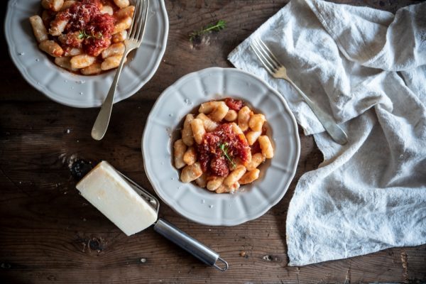 gnocchi all acqua condisci con ragù