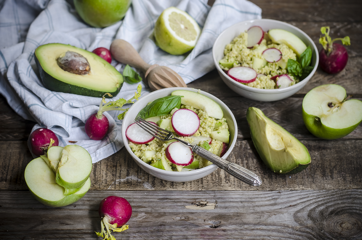 Ricette con le mele: insalata di miglio, mela verde e avocado