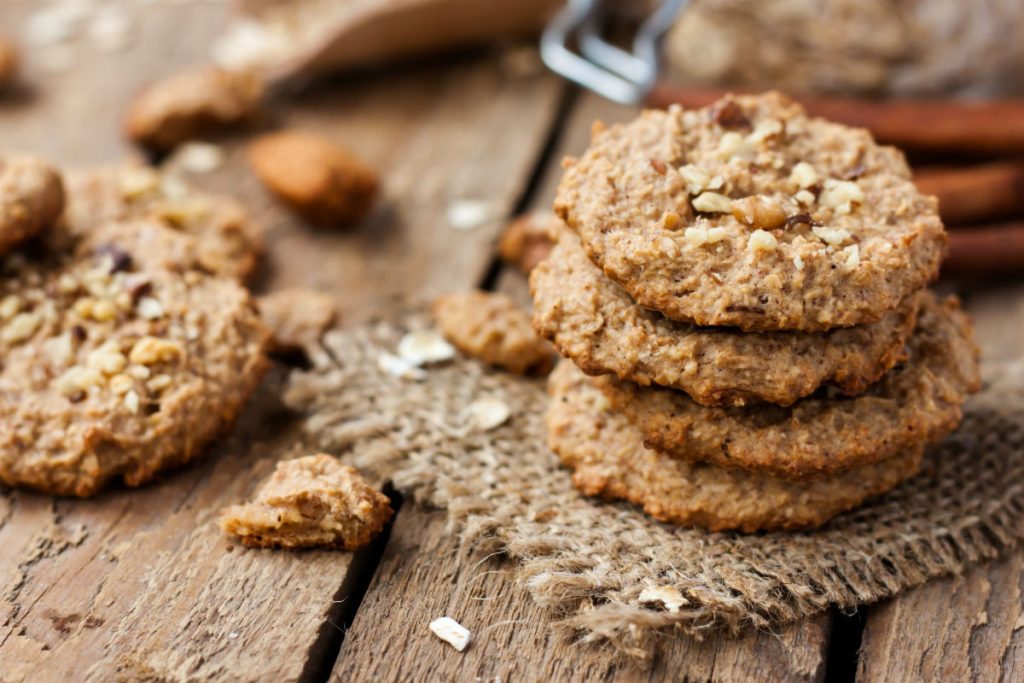 Biscotti con le noci e sesamo: una ricetta veloce e nutriente 1 Biscotti con le noci e sesamo, la ricetta