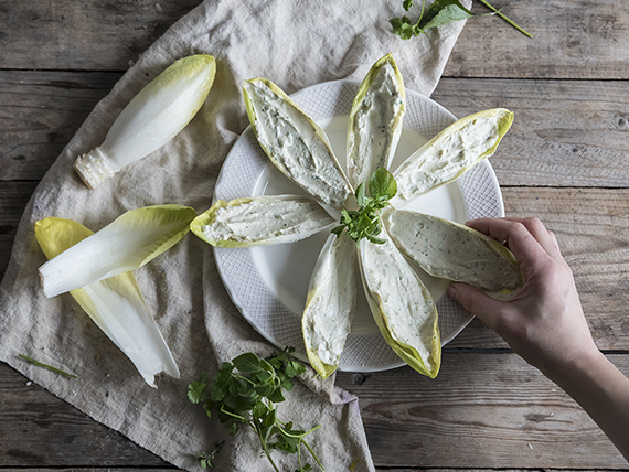 ricetta barchette indivia preparazione piatto