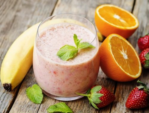 frullato fragole banane arance