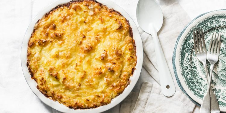 quiche di mele, gorgonzola e cipolle