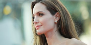 Angelina Jolie, mastectomia preventiva