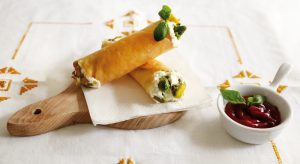 Cannoli di parmigiano con asparagi e ricotta