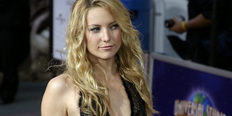 Kate Hudson in forma a 6 mesi dal parto grazie a dieta e sport