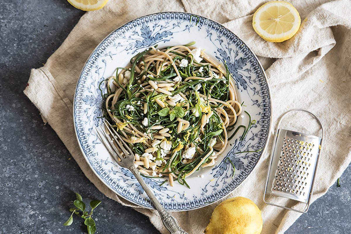 ricette con agretti spaghetti agretti feta limone pinoli