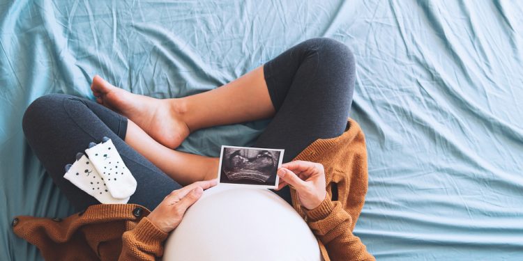 esami in gravidanza: analisi e ecografie da fare