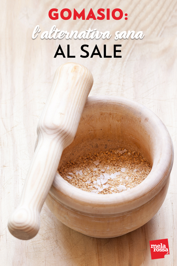 Sei alla ricerca di un’alternativa sana al sale? Ecco per te il gomasio, un condimento che deriva dal sale. Un alimento perfetto per chi deve ridurre il sodio, ma anche per chi vuole seguire un’alimentazione disintossicante. Melarossa.it #dietamelarossa