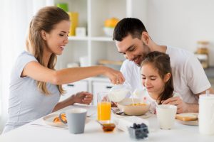 Saltare la colazione fa bene o male?