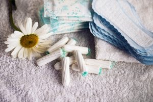 Tampon Tax: no all’abbassamento dell’Iva su assorbenti e pannolini
