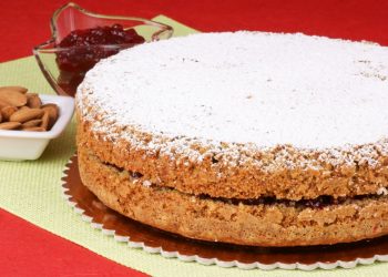 Torta con farina di grano saraceno