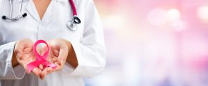Tumore al seno: un esame del sangue al posto della mammografia per diagnosticarlo