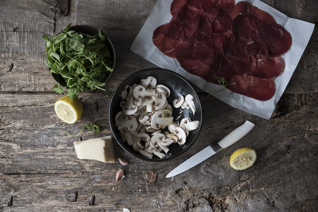 Ricetta insalata di funghi ingredienti 1