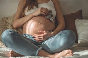 Gravidanza a rischio: cosa significa, cause e come affrontarla