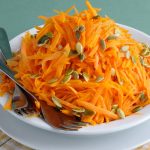 insalata di carote e semi di zucca