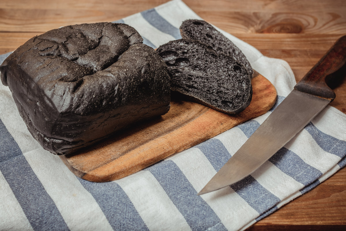 carbone vegetale pane