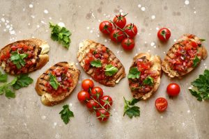 Pomodori: proprietà nutrizionali, benefici e le migliori ricette in cucina
