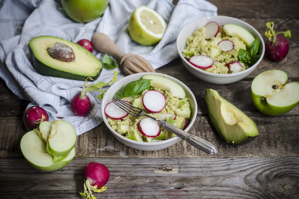 ricette con miglio insalata di miglio con mela e avocado