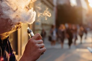 Oms boccia le sigarette elettroniche: sono “indubbiamente dannose”