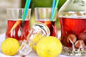 Tè bianco con ciliegie e limone