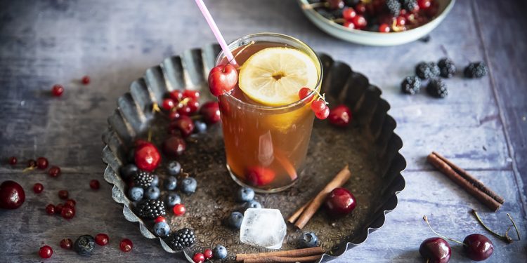 Tè nero ai frutti rossi e cannella