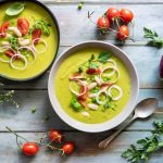 zuppa fredda di piselli e fagioli