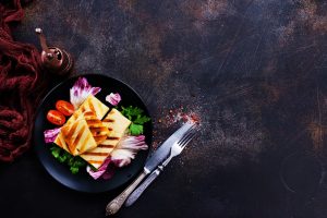 Halloumi, il formaggio che non fonde arriva dalla Grecia