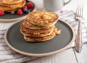 Pancake proteici light con albumi: leggeri, velocissimi