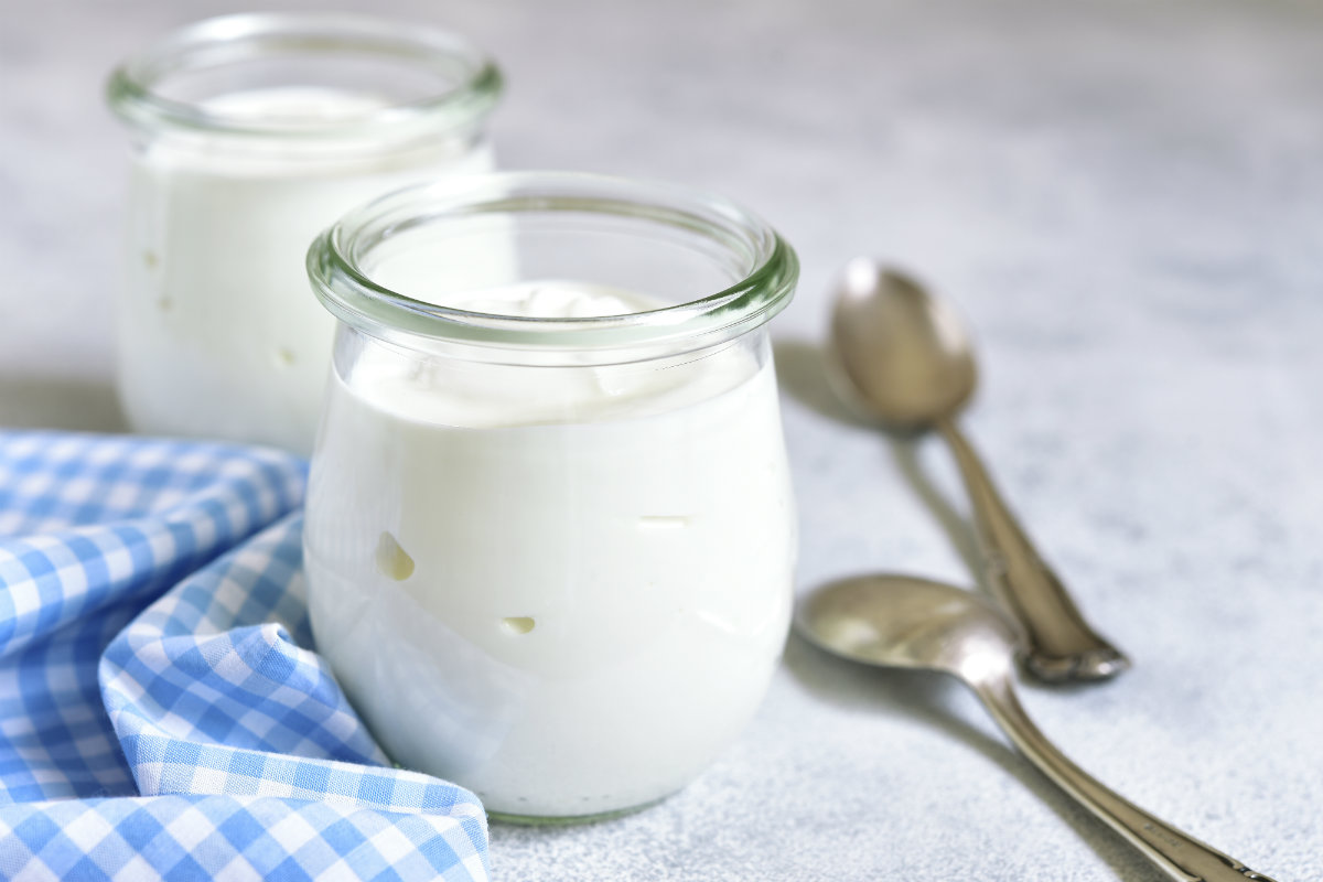 yogurt, proprietà benefiche
