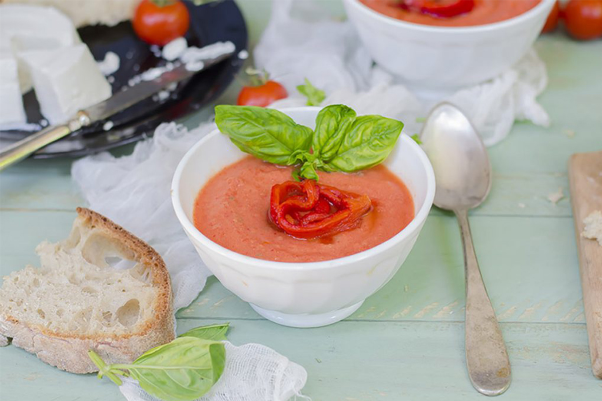 Zuppe fredde: zuppa fredda di pomodoro e peperoni